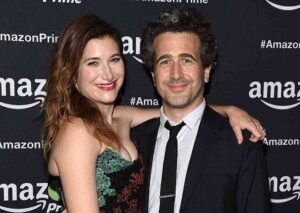 Kathryn Hahn Husband