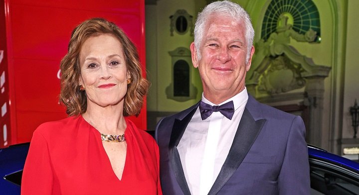Sigourney Weaver Husband